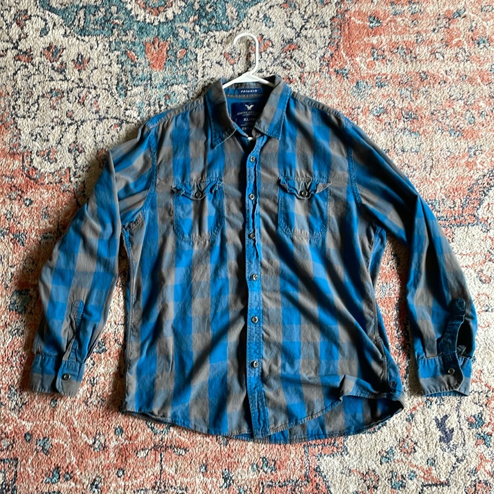 American Eagle Men’s Button Down - XL